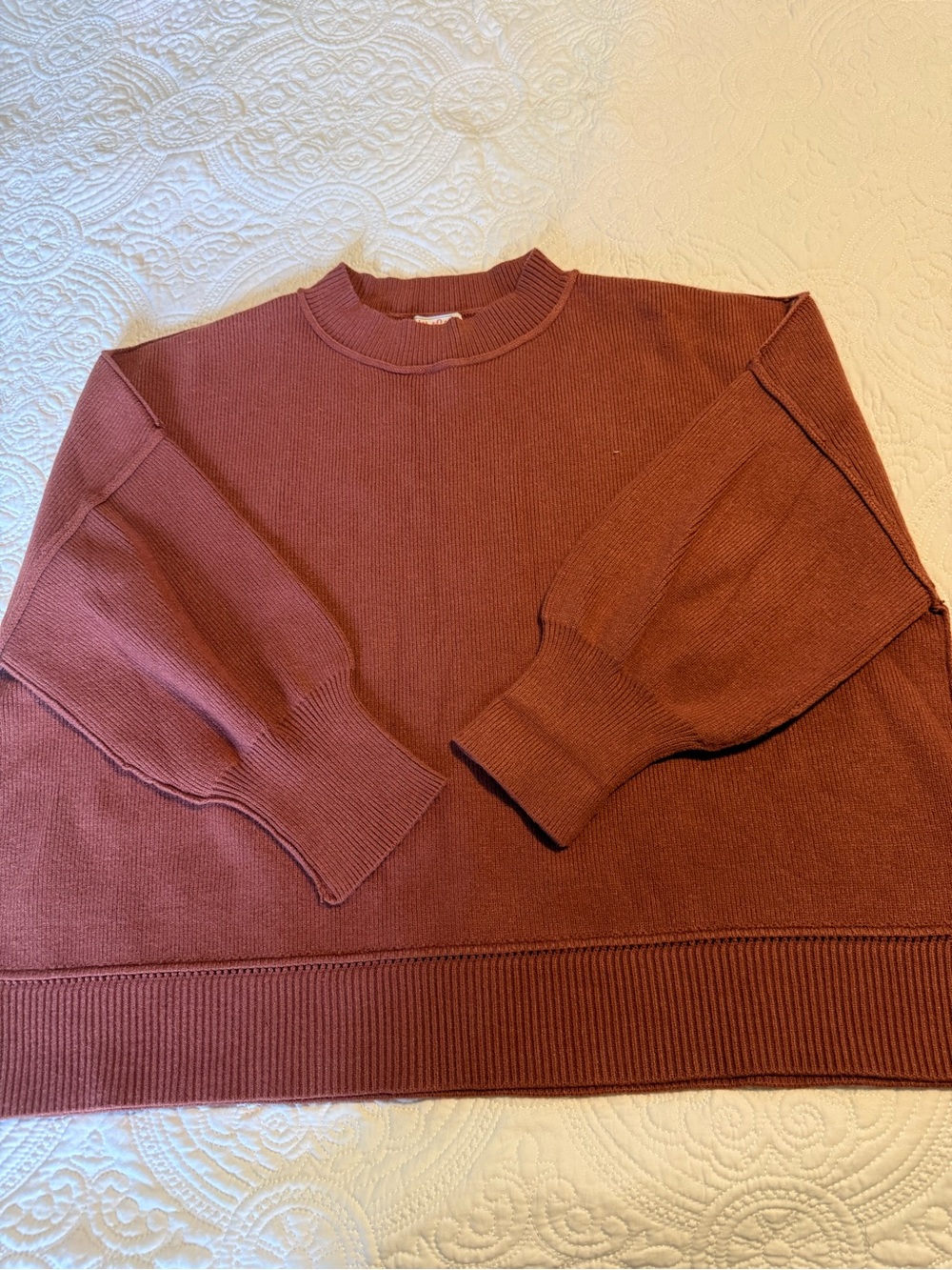 Women's Crewneck Sweater in Brick Red